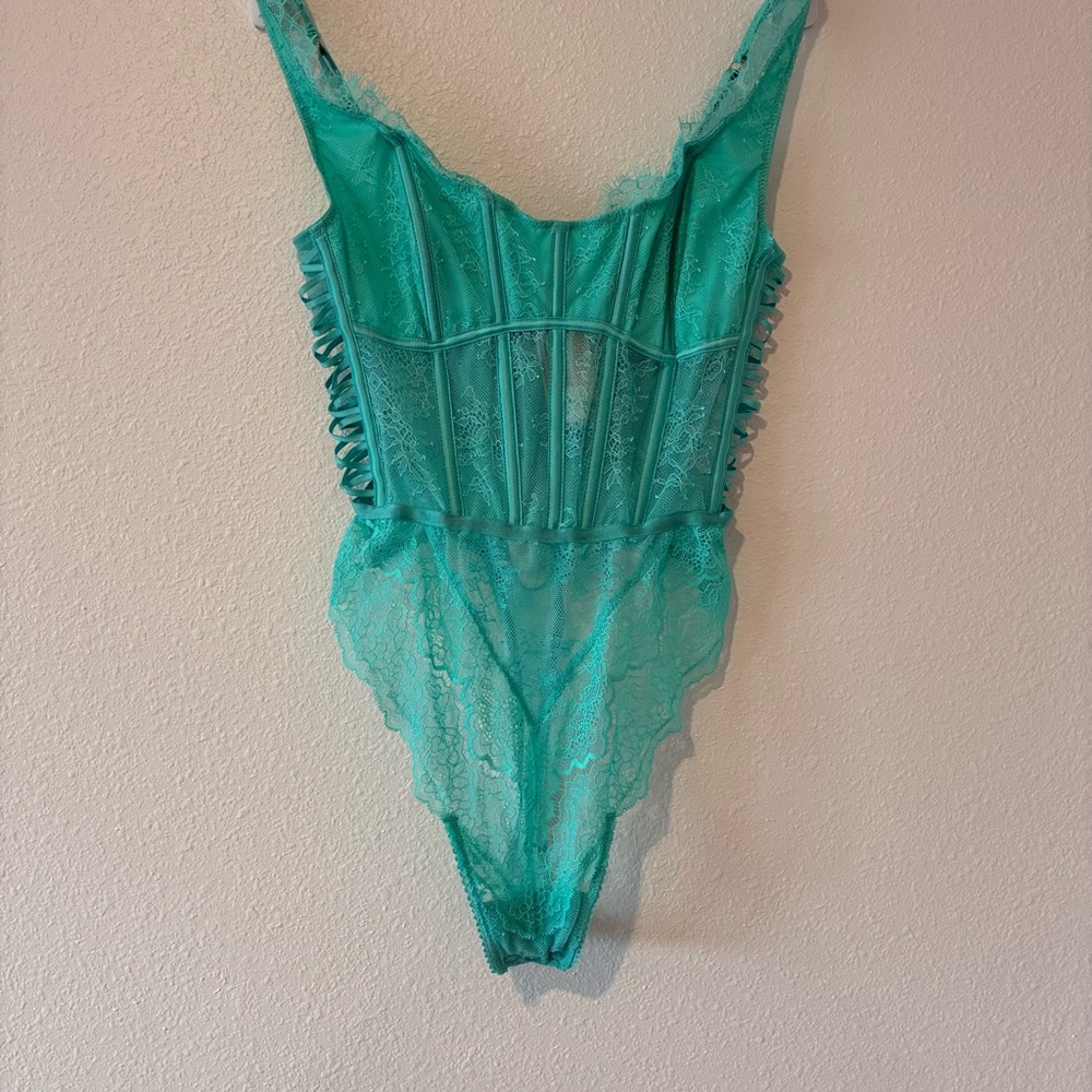 NWT Victoria's Secret Teal Lace Bodysuit